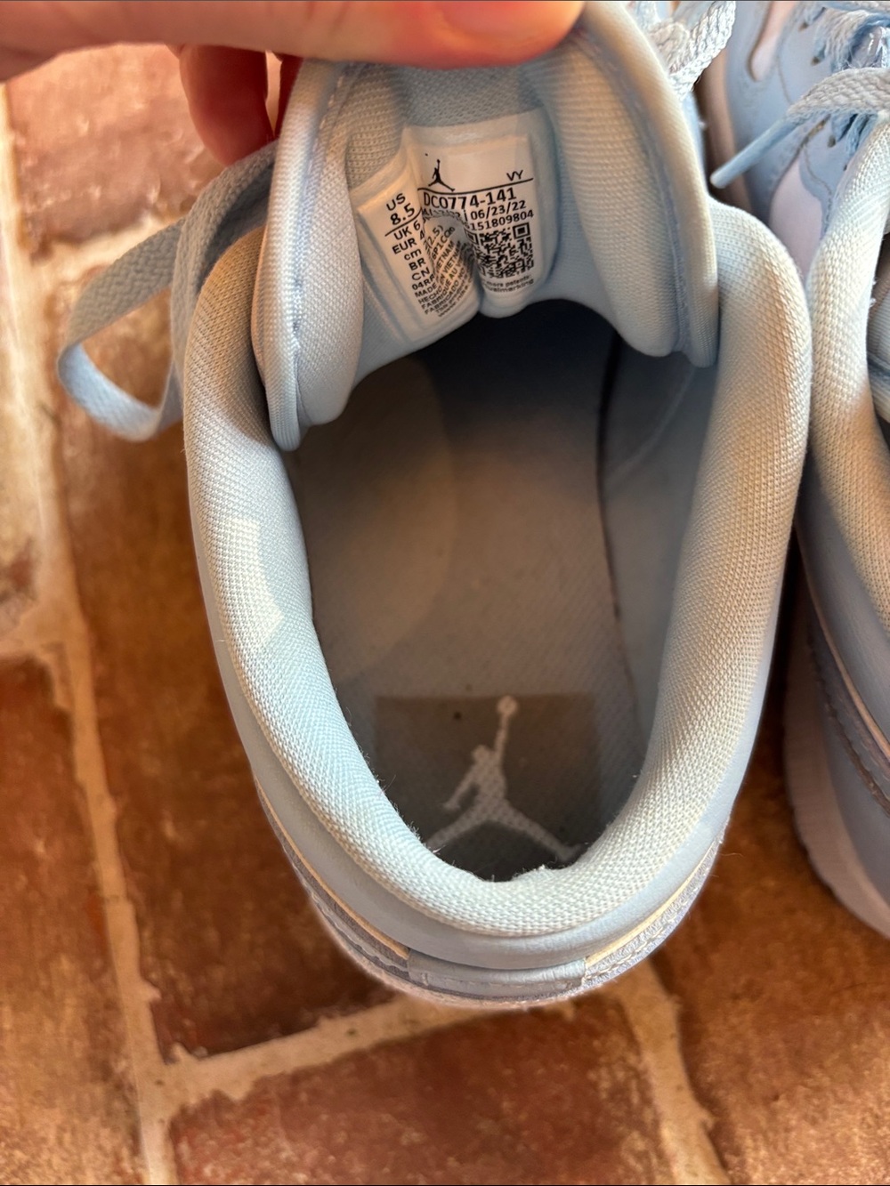 Nike AIR JORDAN 1 LOW Women’s in "Ice Blue" - Picture 6 of 11